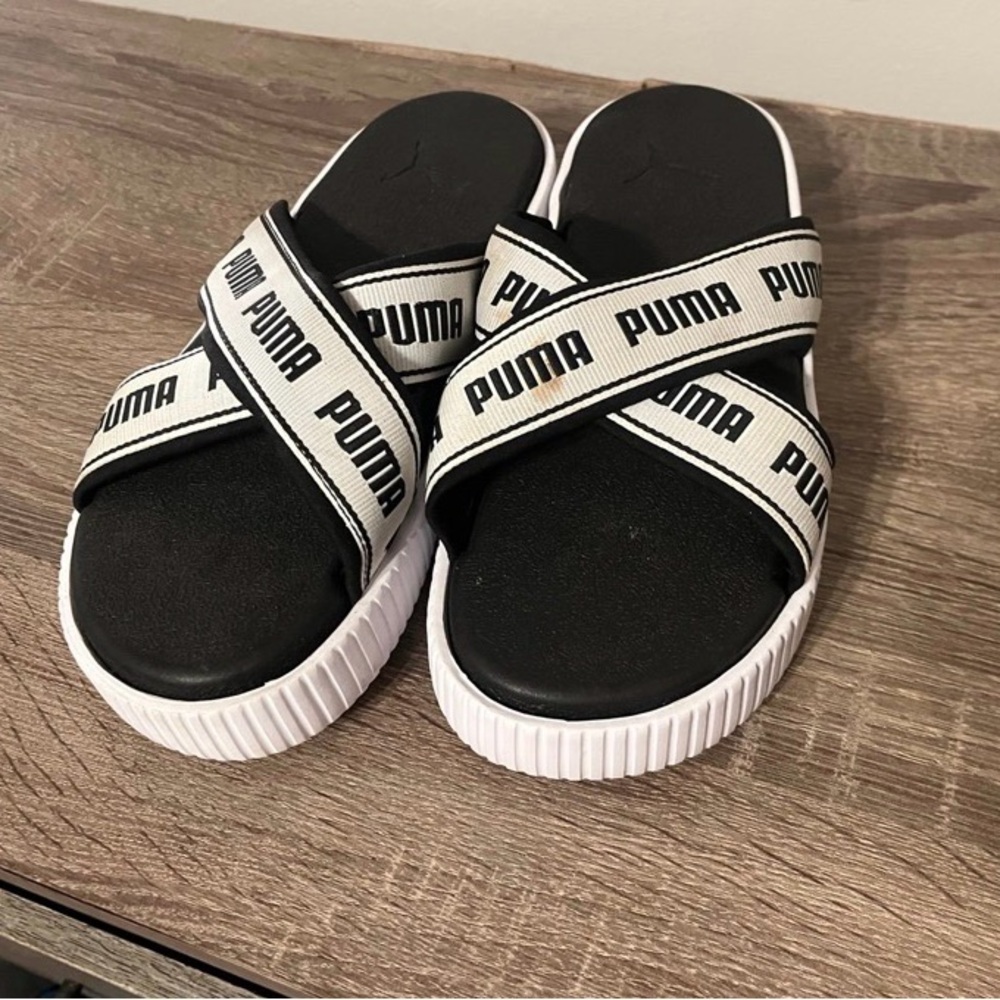 Puma Black and White Criss-Cross Slides